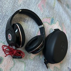 Beats By Dre Headphones!!